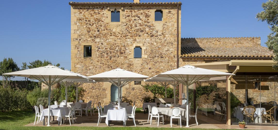Celebrate the new year in our Empordà farmhouse